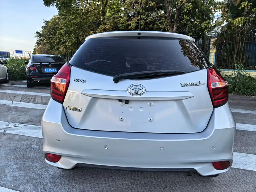 Toyota Yaris L 2019