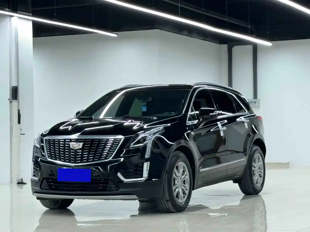 Cadillac XT5 2023 — фото 1