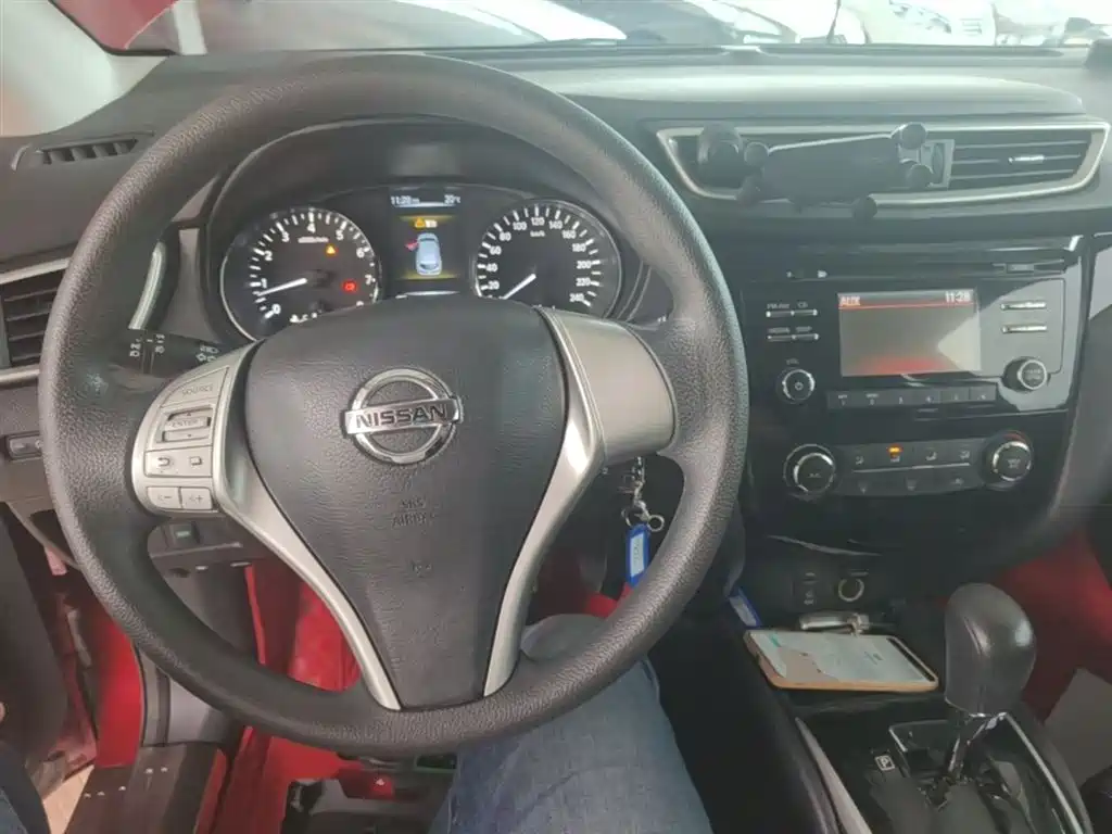 Nissan Qashqai 2017 — фото 10