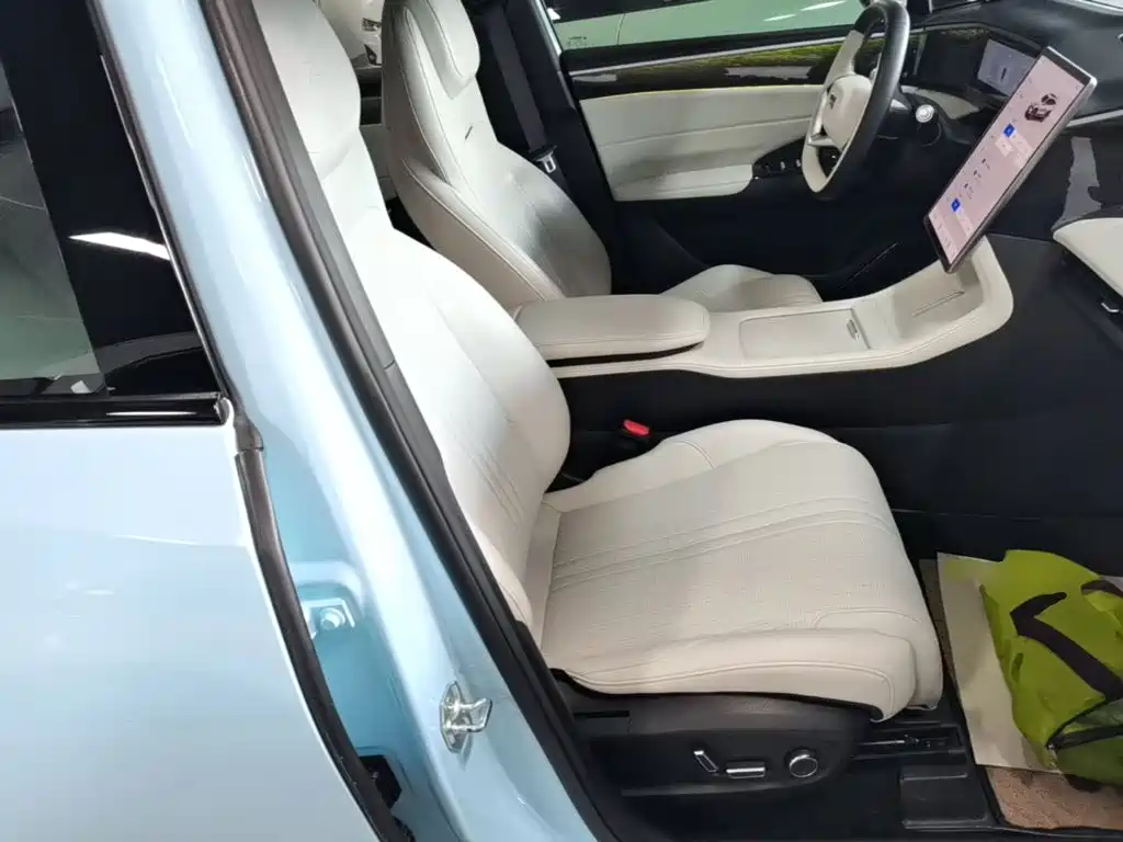 Geely Galaxy L7 2023 — фото 25