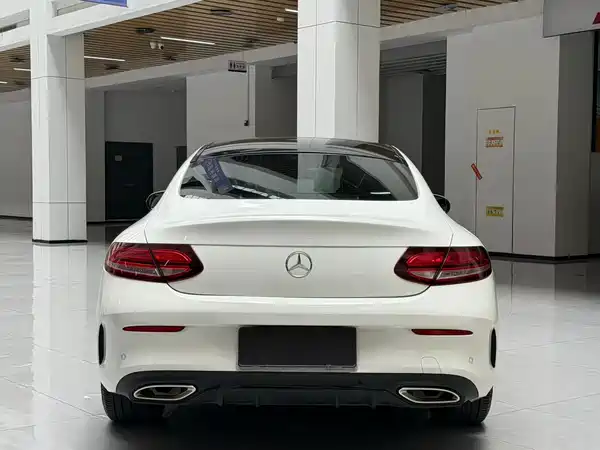 Mercedes-Benz C-Class 2021