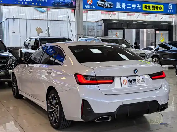 BMW 3 Series 2023