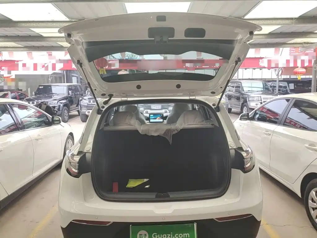 Geely Galaxy Starwish 2026 — фото 19