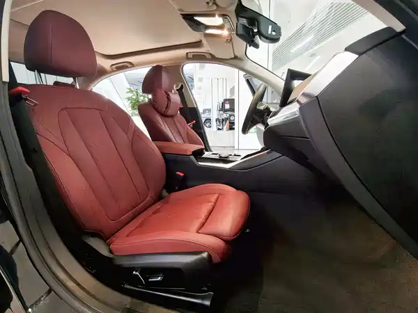 BMW i3 2024
