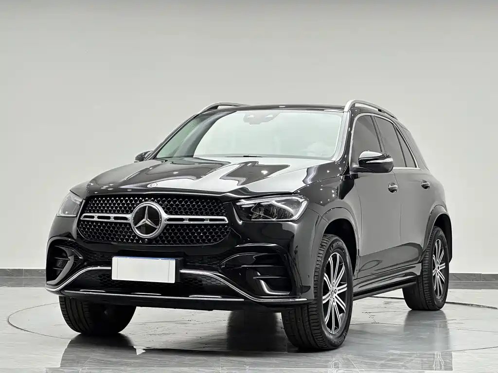 Mercedes-Benz GLE 2024 — фото 1