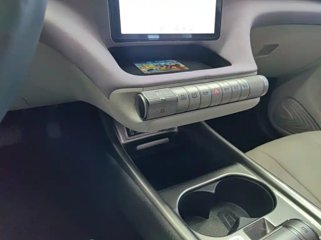 BYD Dolphin 2022 — фото 14