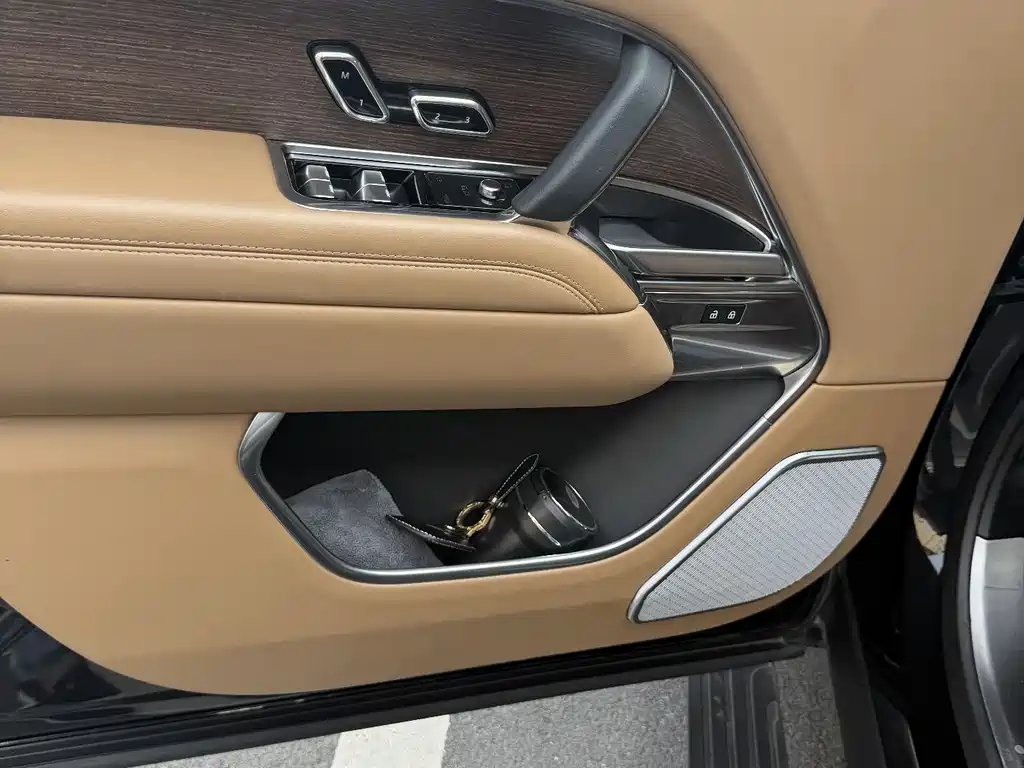 Land Rover Range Rover 2023