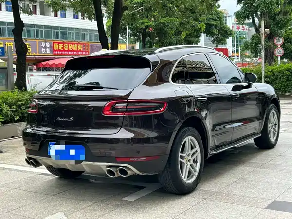 Porsche Macan 2016