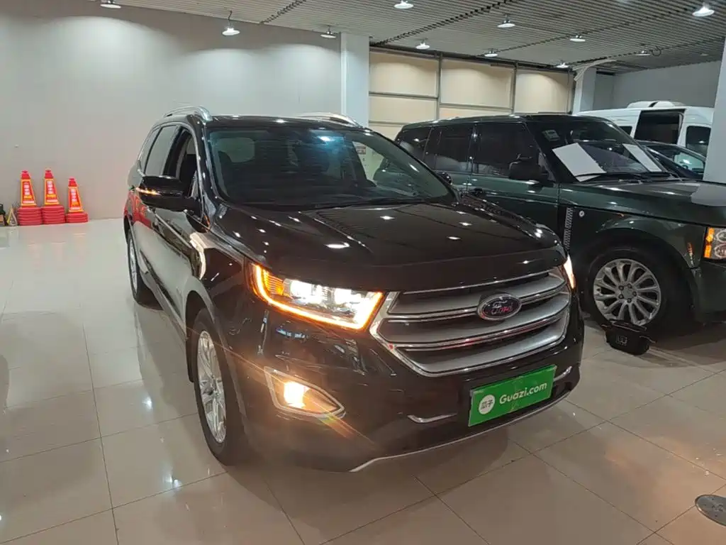 Ford Edge 2017 — фото 4