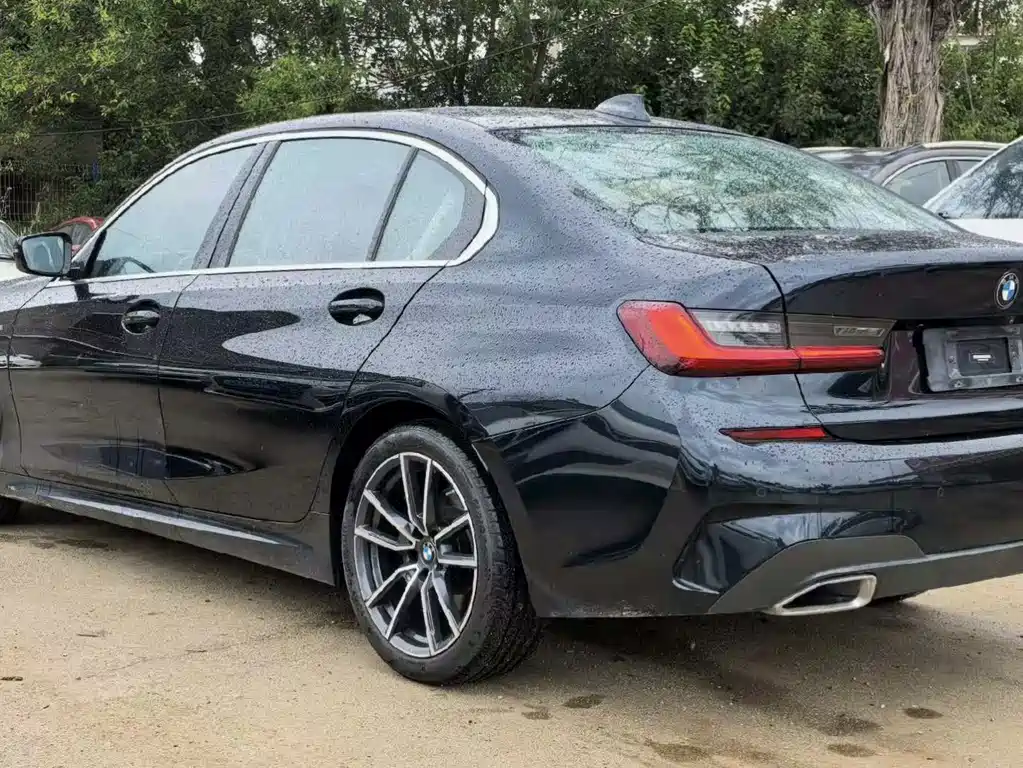BMW 3 Series 2022