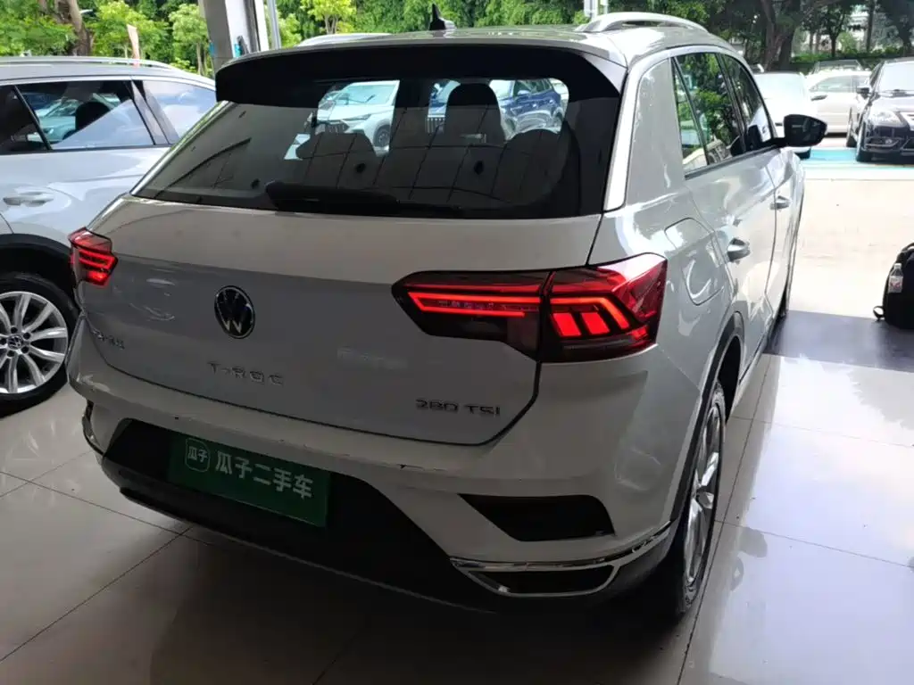 Volkswagen T-Roc 2023