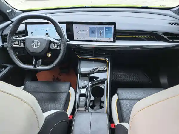 MG MG5 Scorpio 2022