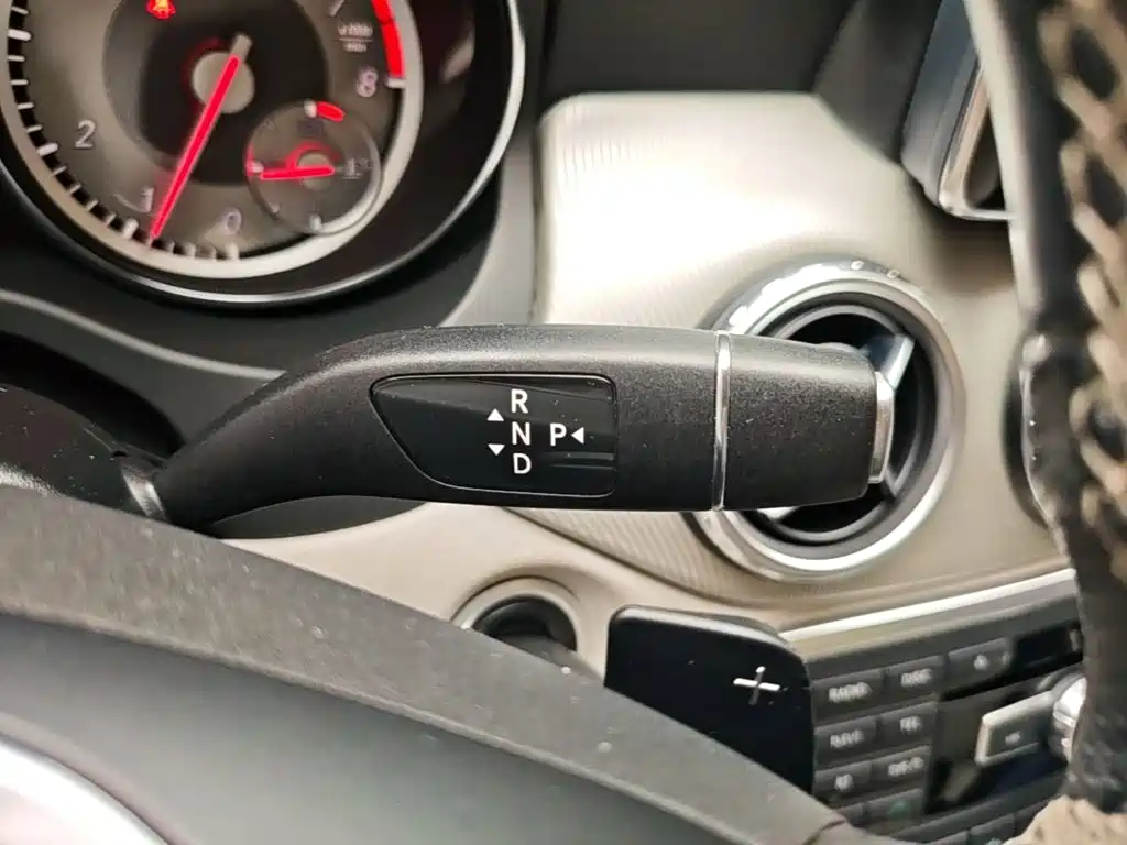 Mercedes-Benz GLA 2015