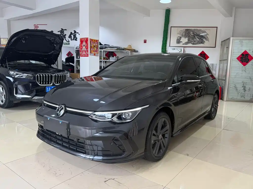 Volkswagen Golf 2023
