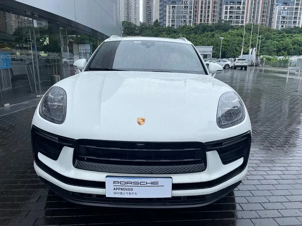 Porsche Macan 2022