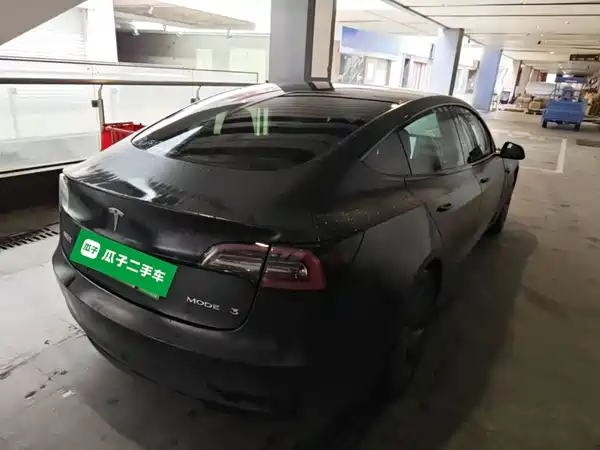 Tesla Model 3 2020