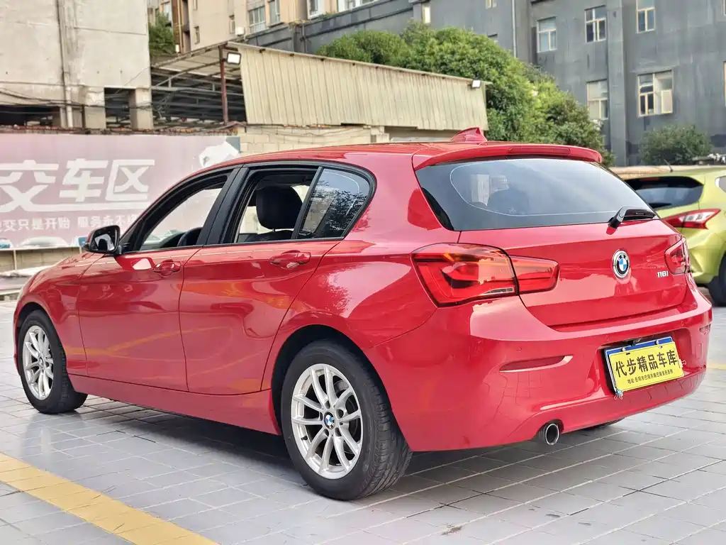 BMW 1 Series 2016 — фото 19
