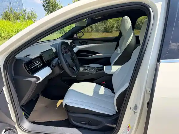 BYD Seal 06 2025