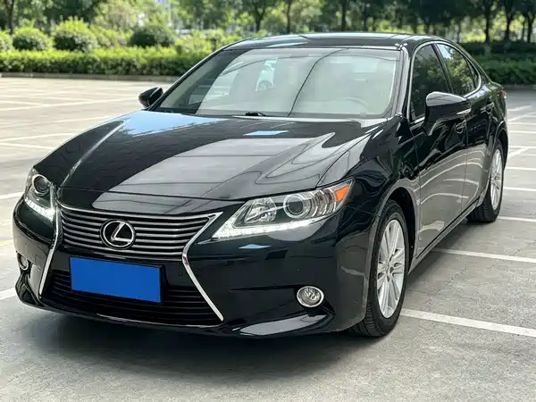 Lexus ES 2013