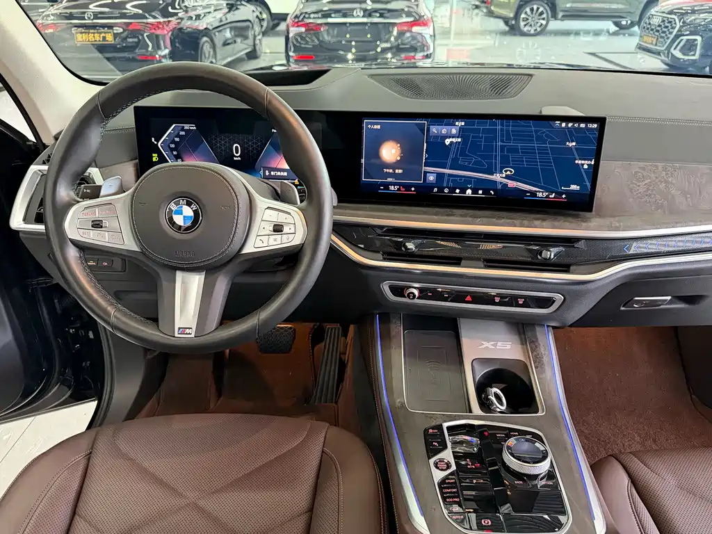 BMW X5 2025 — фото 13