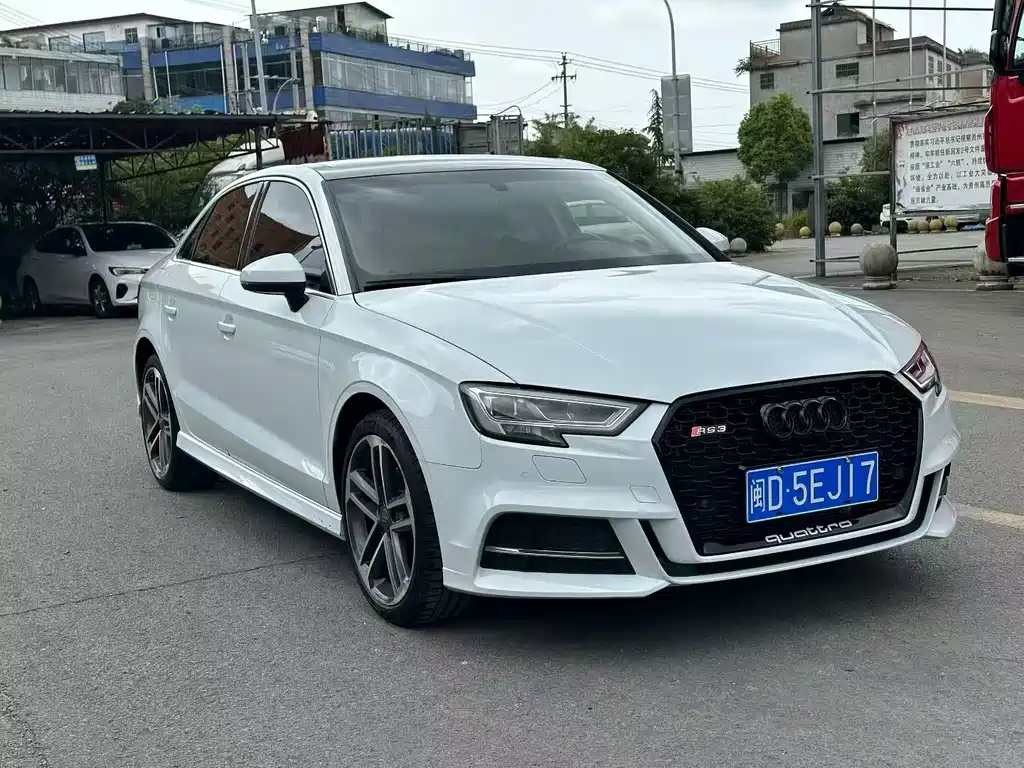 Audi A3 2019 — фото 3