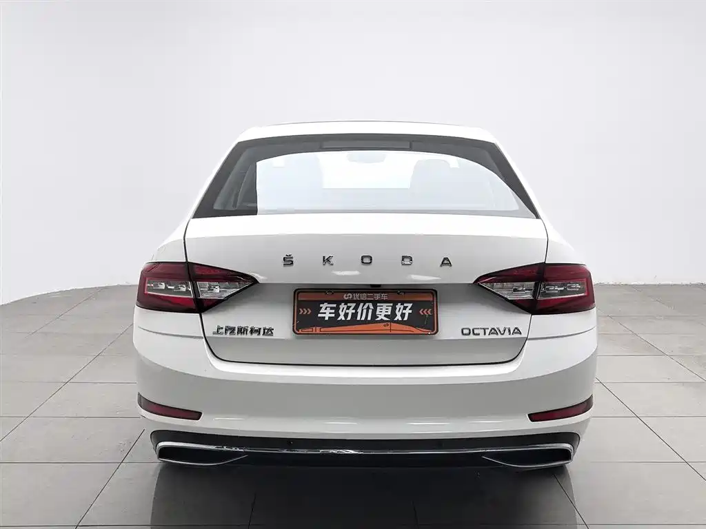Skoda Octavia 2019 — фото 4