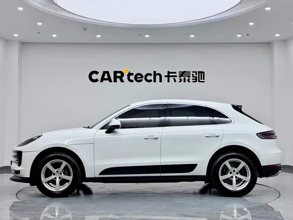 Porsche Macan 2019 — фото 4