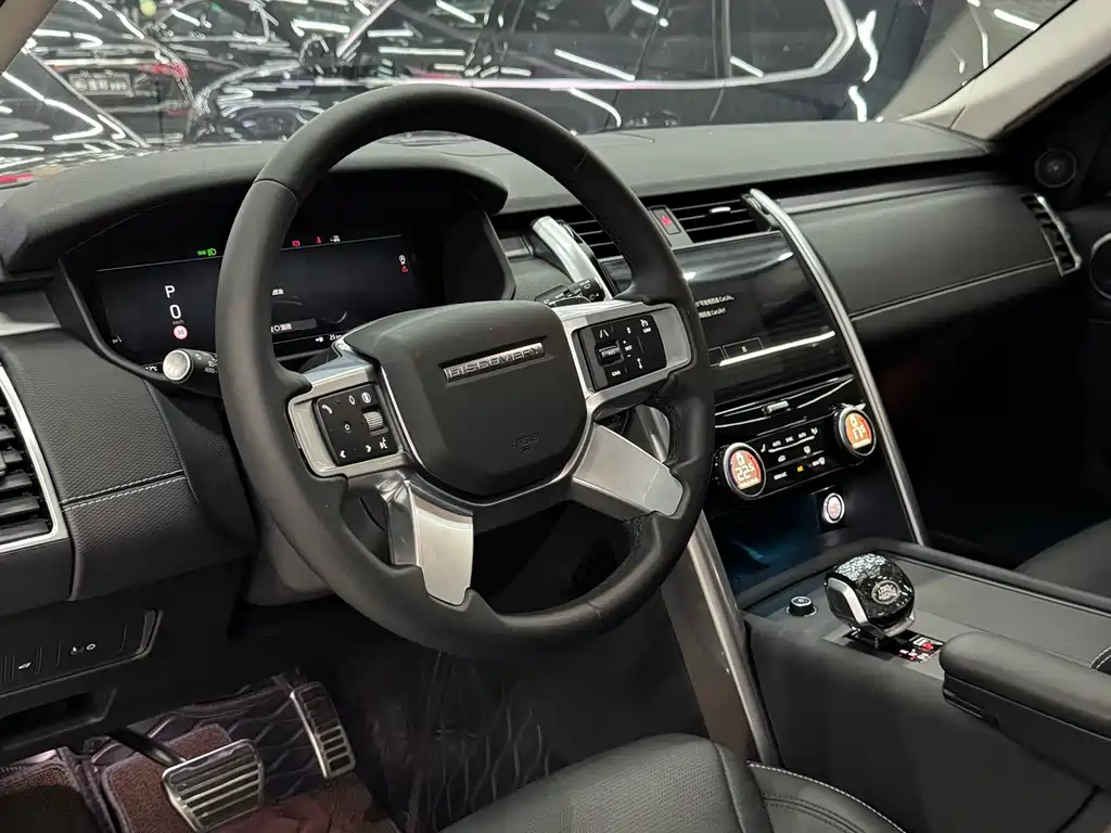 Land Rover Discovery 2024 — фото 14