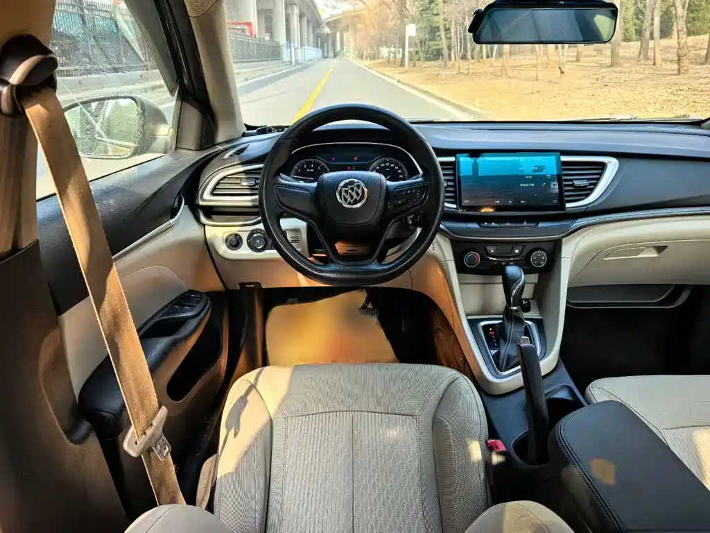 Buick Excelle 2016 — фото 14