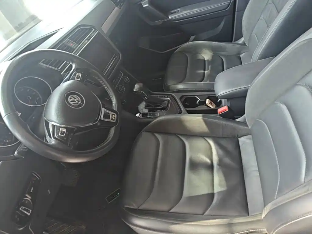 Volkswagen Tiguan L 2019 — фото 15