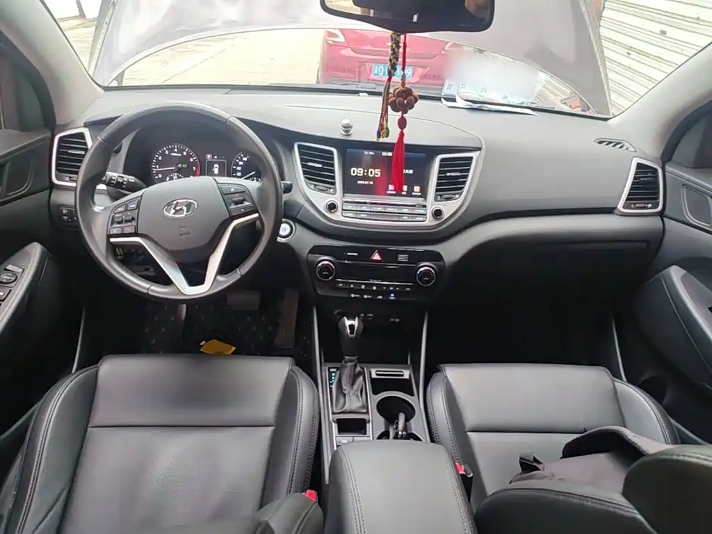 Hyundai Tucson 2016 — фото 10