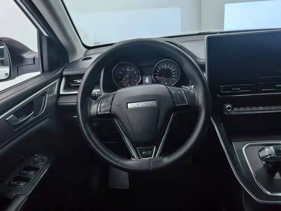 Haval M6 2023 — фото 15