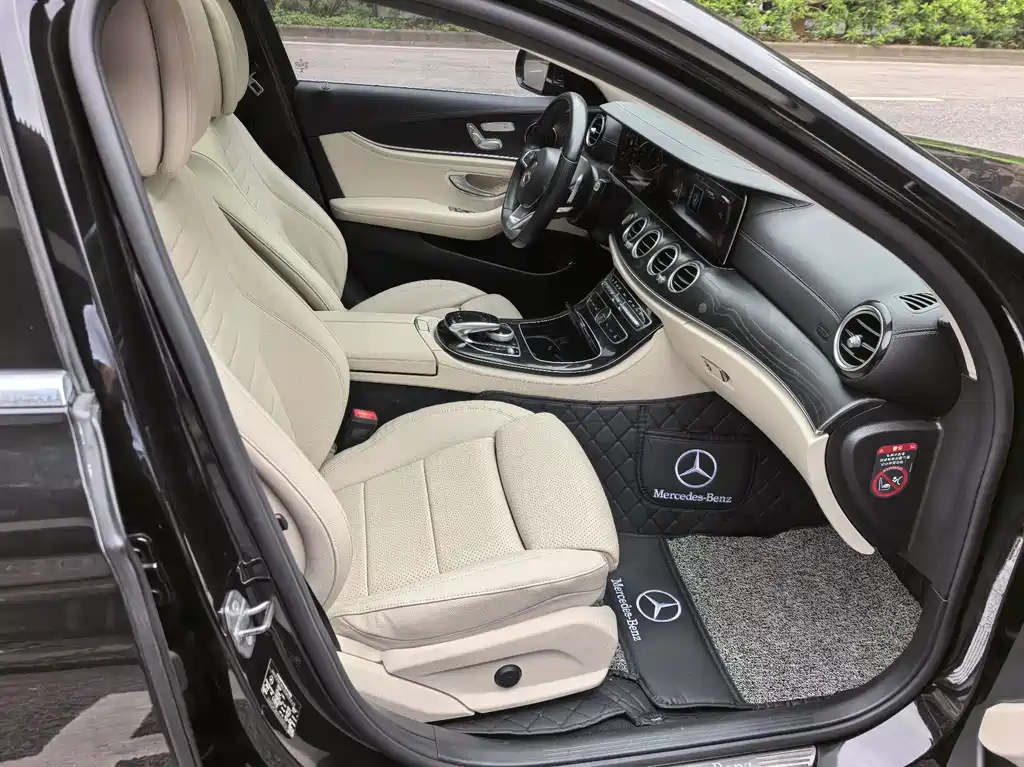 Mercedes-Benz E-Class 2016 — фото 17