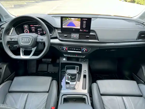 Audi Q5L 2022
