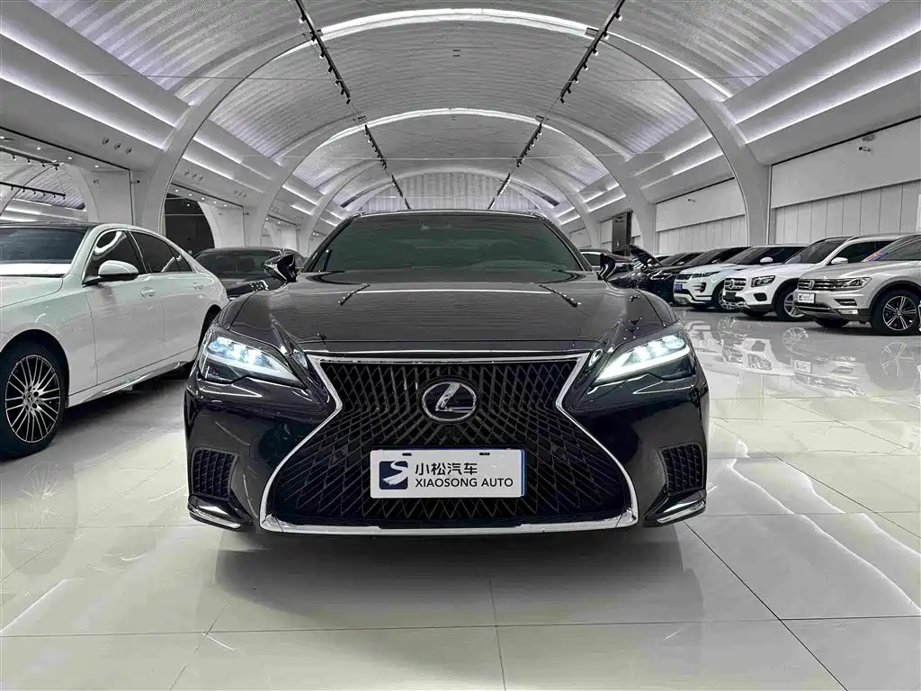 Lexus LS 2022 — фото 2