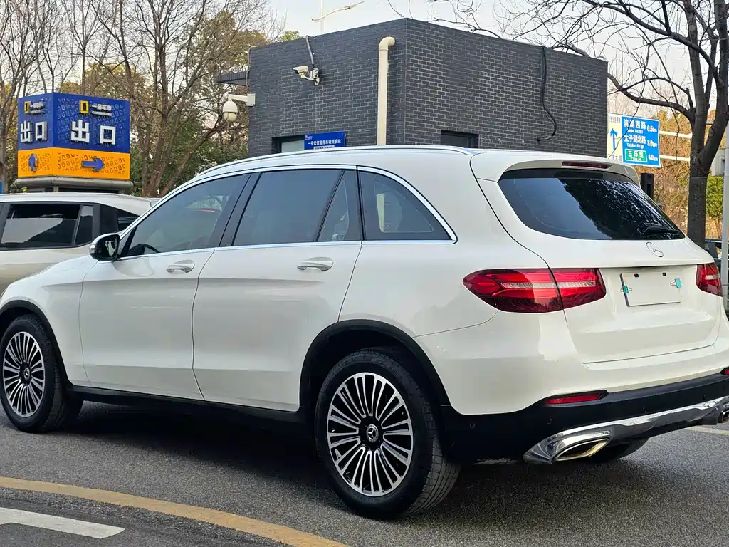 Mercedes-Benz GLC 2019 — фото 10