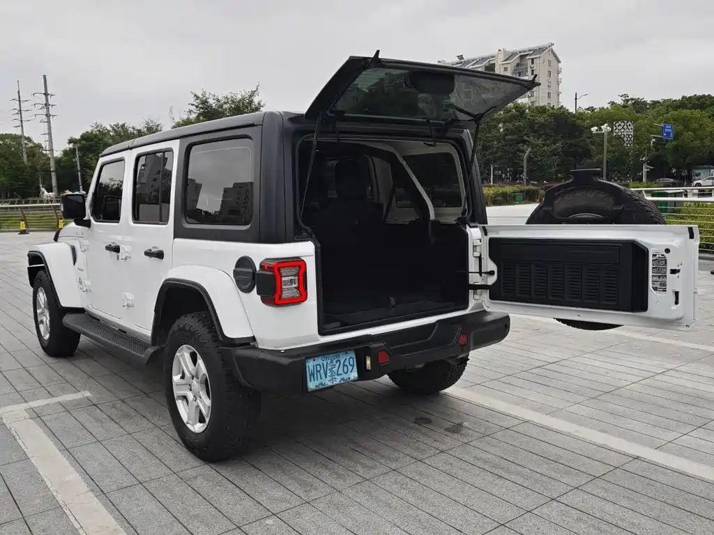 Jeep Wrangler 2021