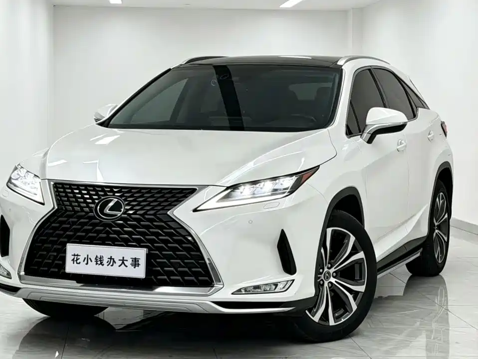 Lexus RX 2021 — фото 1