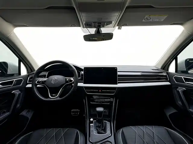 Volkswagen Tiguan L 2022 — фото 6