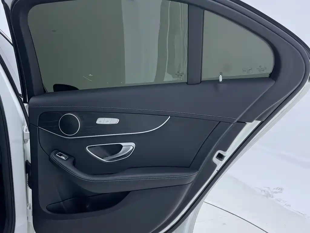 Mercedes-Benz C-Class 2021 — фото 21