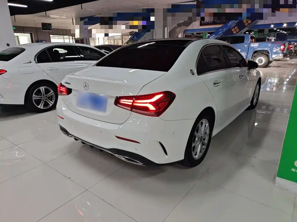 Mercedes-Benz A-Class 2020 — фото 7