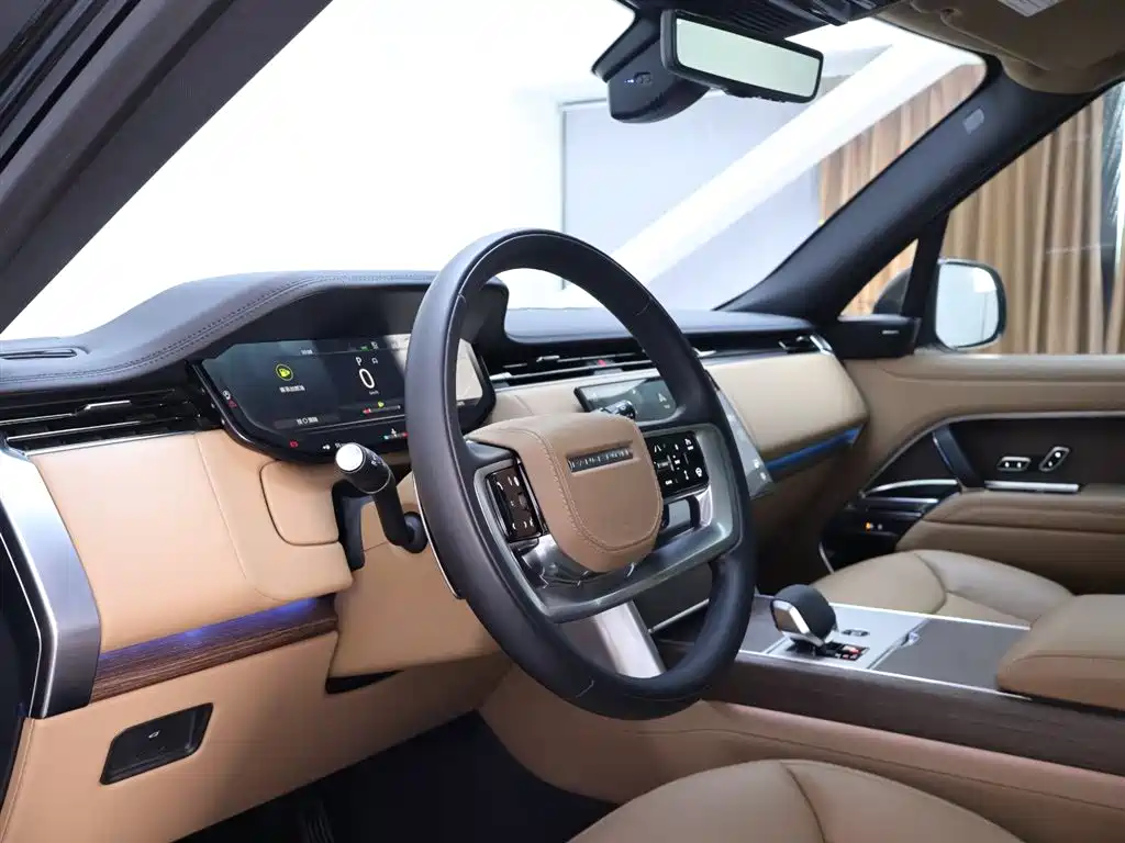 Land Rover Range Rover 2025 — фото 11