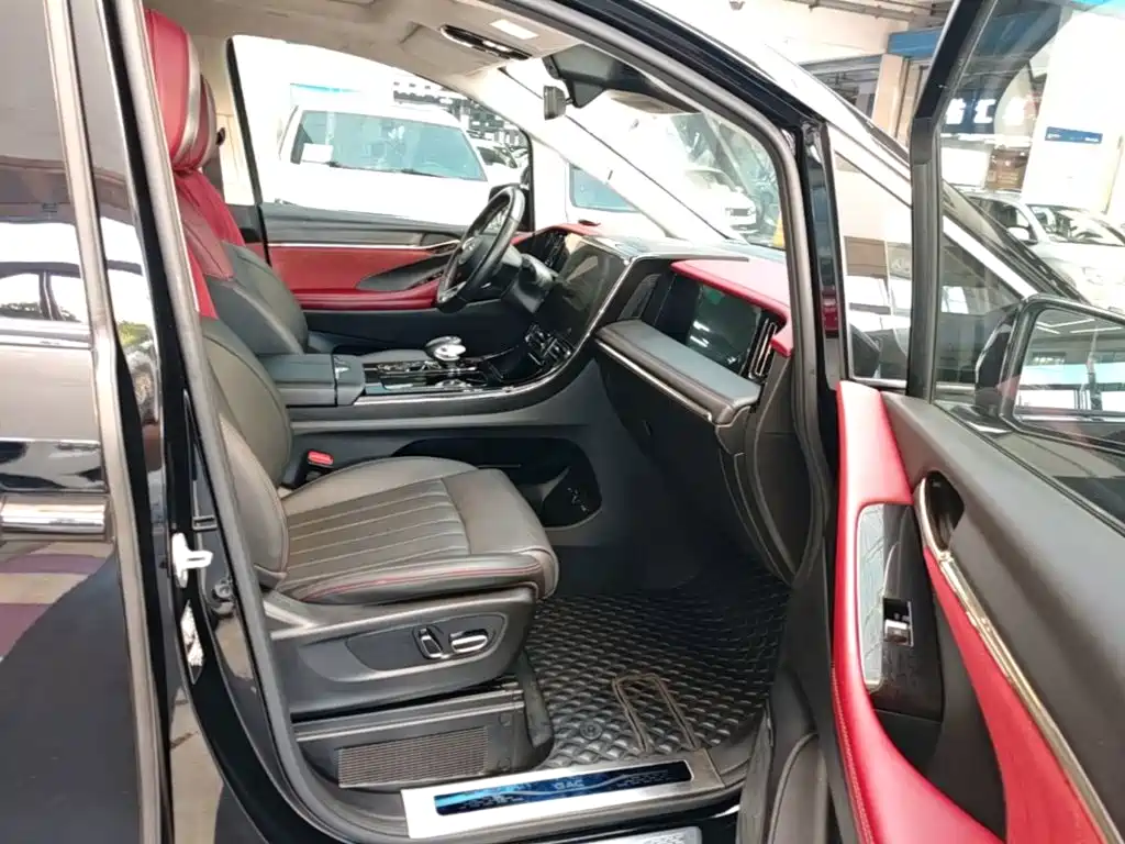 GAC Trumpchi E9 2023 — фото 25