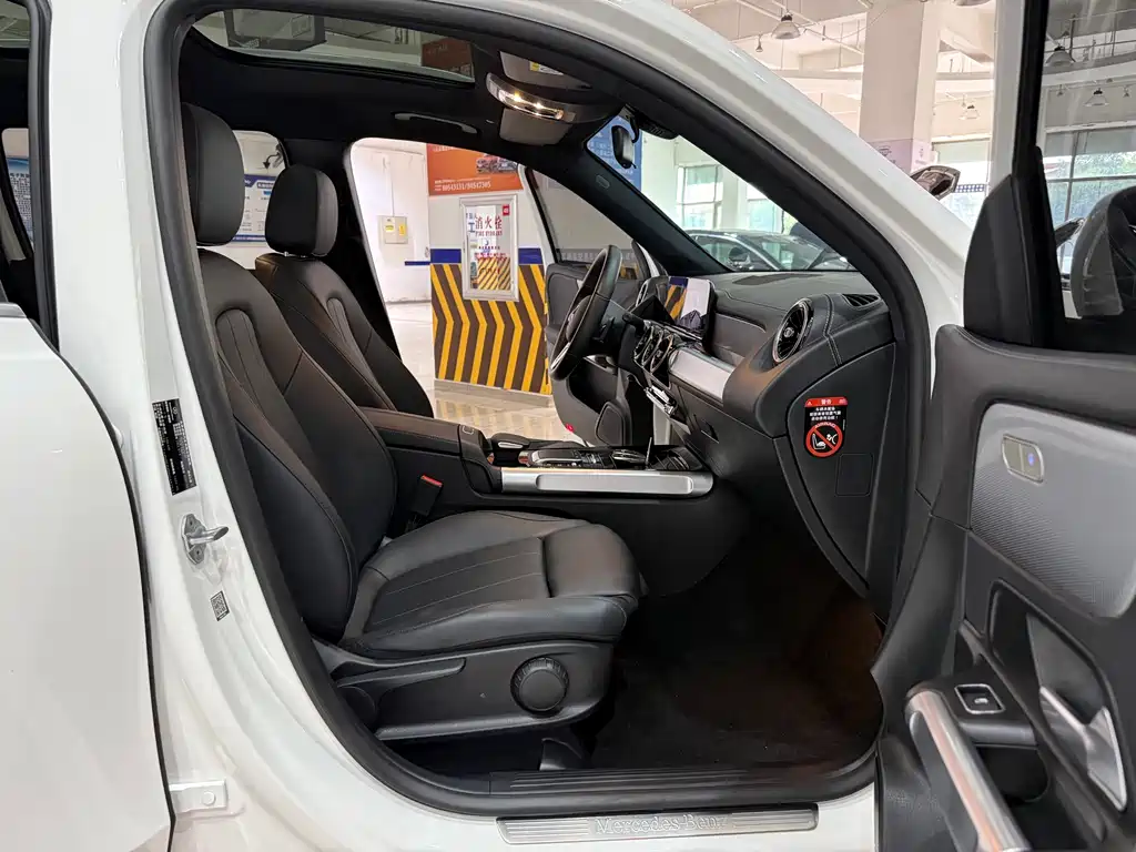 Mercedes-Benz GLB 2022 — фото 10