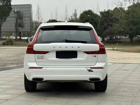Volvo XC60 2021
