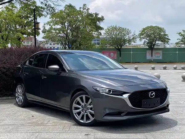 Mazda 3 Axela 2021