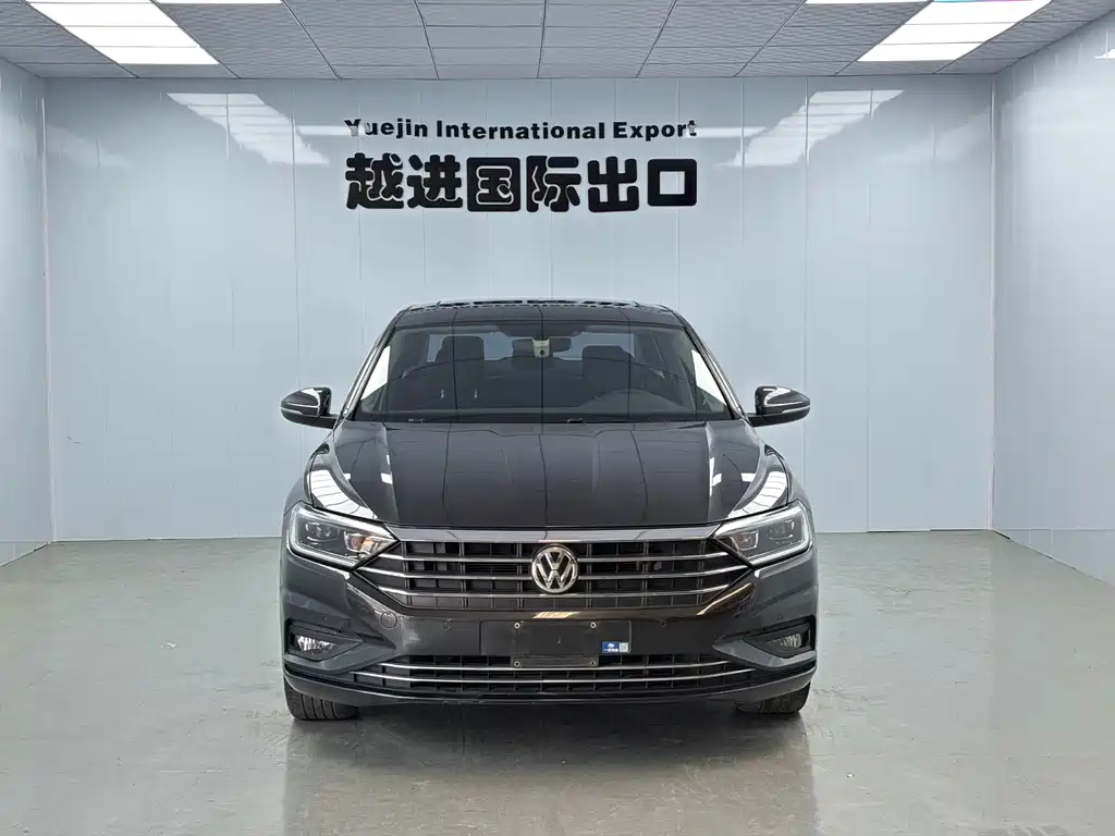 Volkswagen Sagitar 2022