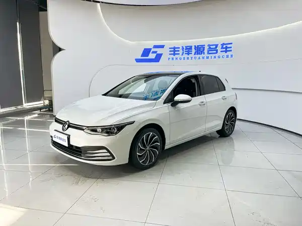 Volkswagen Golf 2022