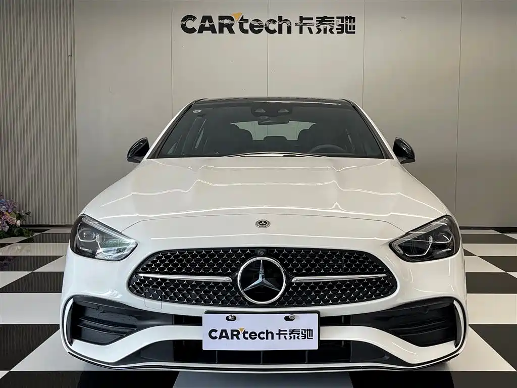 Mercedes-Benz C-Class 2026
