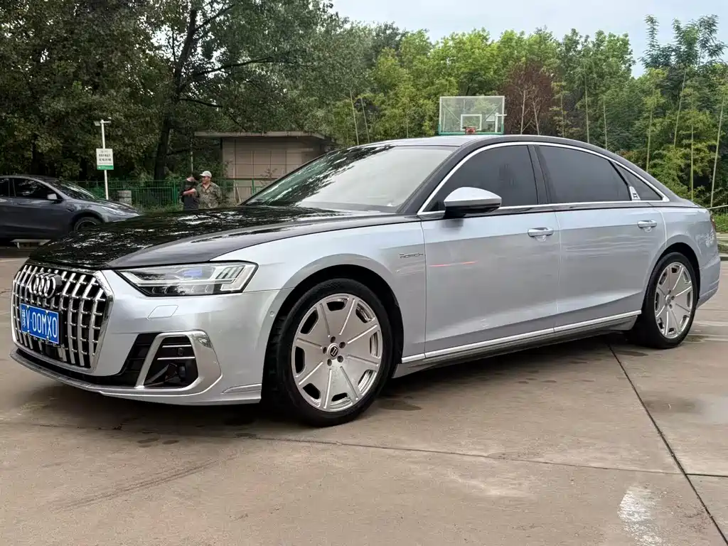 Audi A8 2022